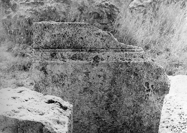 trabeazione modanata/ blocco